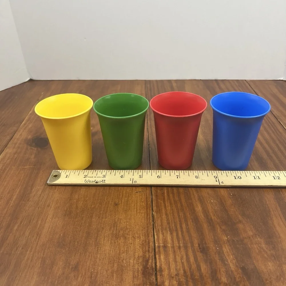 Set of 4 Classic Tupperware 7oz Bell Tumblers Primary Colors #109 Series 1970s